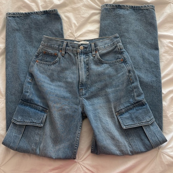 Aritzia Denim Forum The Farrah Hi-rise Cargo Jeans - Picture 3 of 5